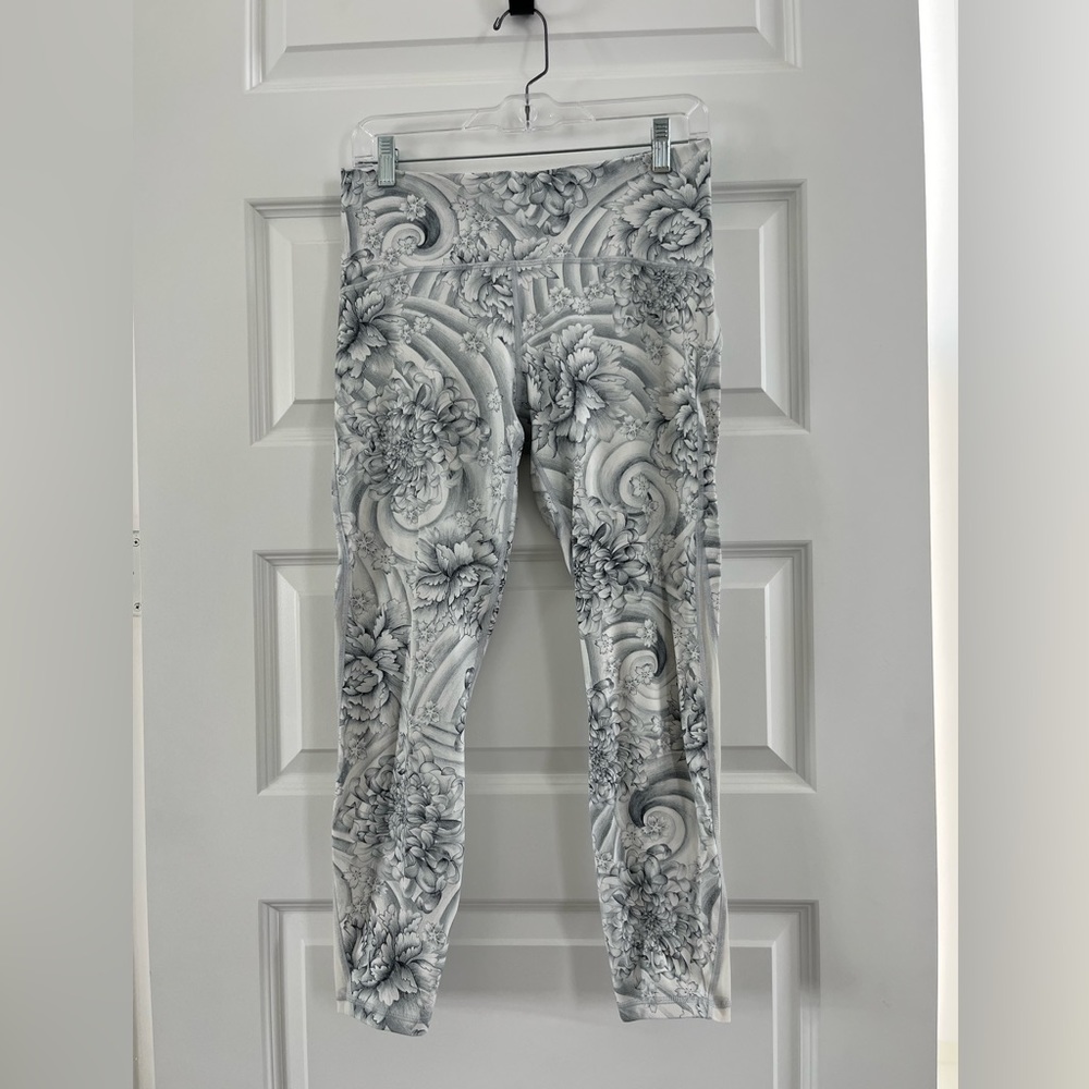 Lululemon White Floral Leggings